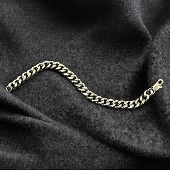 Cuban Stainless Steel 8.3 inch long and 10mm width men’s bracelet - FINAL PRICE! - Picture 3 of 3